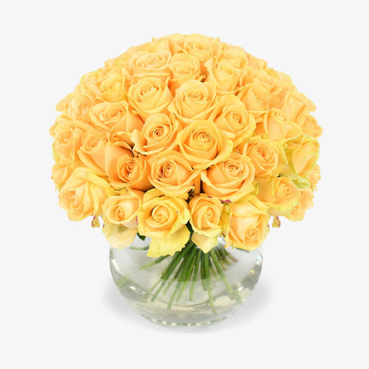 Honeycomb luxury flower bouquet by Moyses Stevens UAE featuring beautiful honeycomb roses.